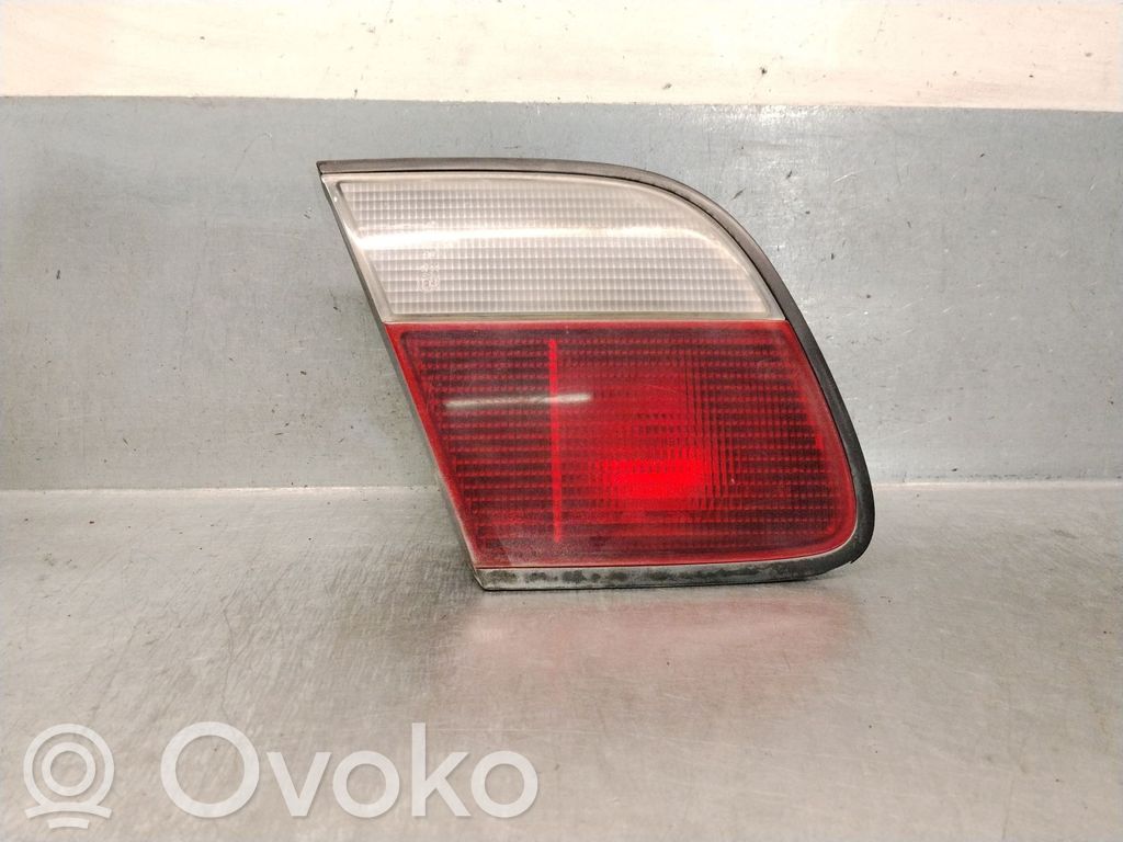 Nissan Almera Lampa tylna 