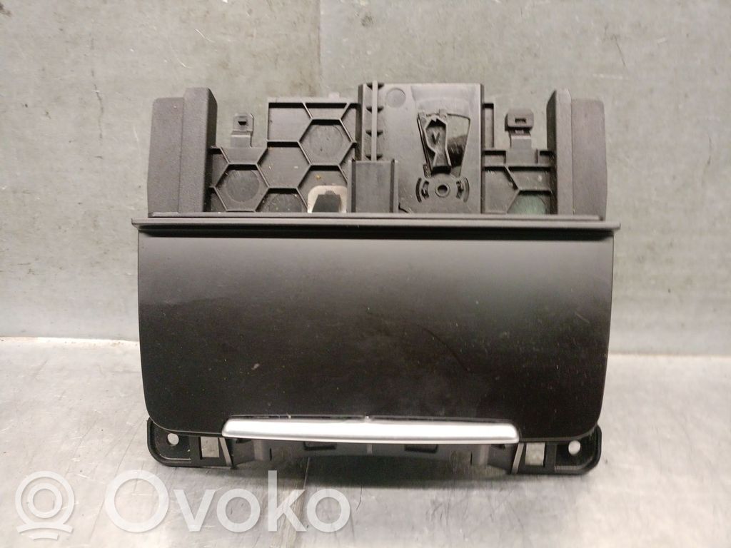 Audi A5 Sportback 8TA Posacenere (anteriore) 