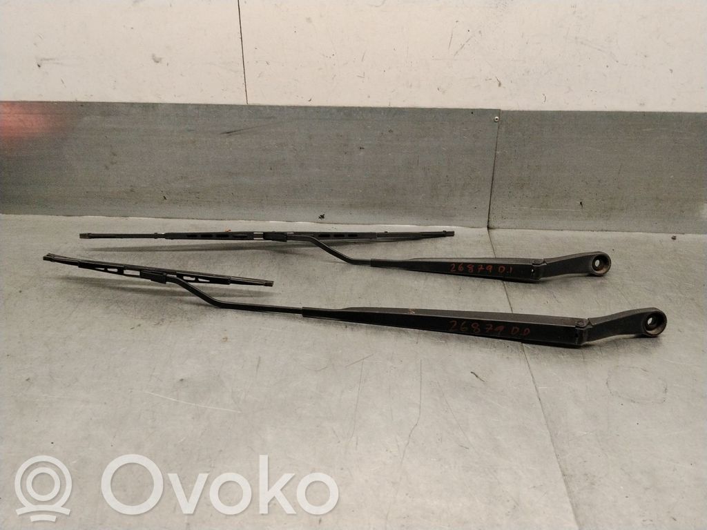 Nissan Note (E11) Etupyyhkimen sulan varsi 