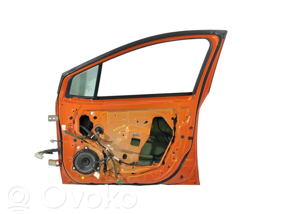 Nissan Micra K14 Durvis 