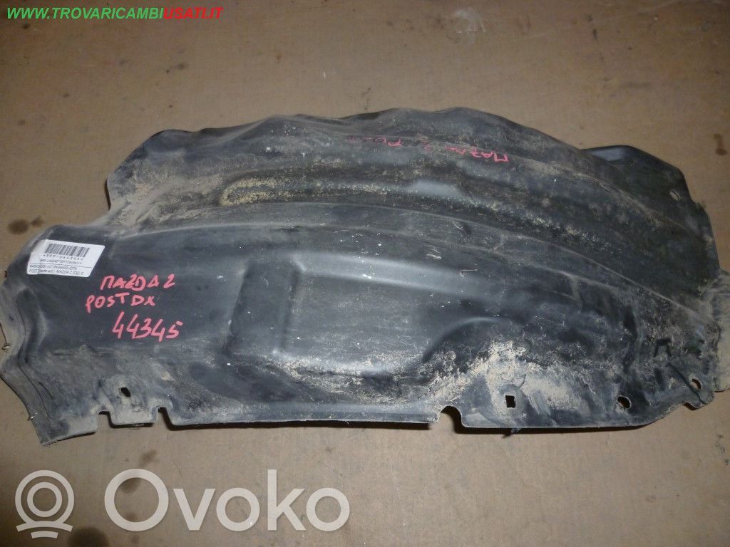 Mazda 2 Nadkole tylne 