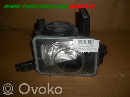 Opel Corsa C Etusumuvalo 