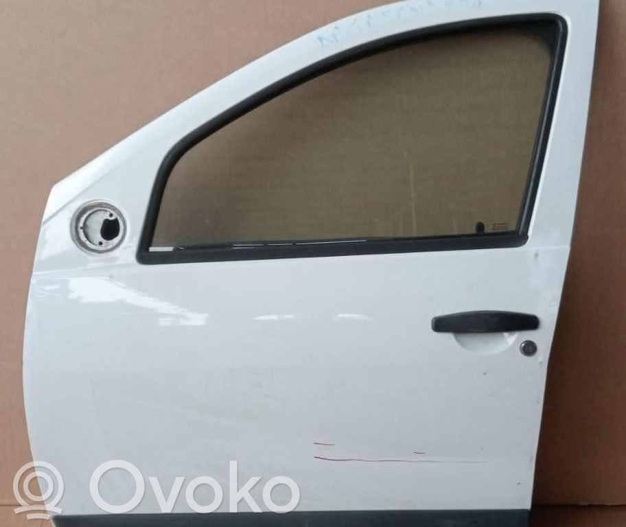 Dacia Sandero Puerta delantera 
