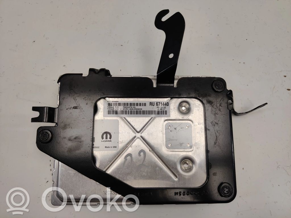 Unidad de control/módulo del motor   P68340761AA,68340761AA