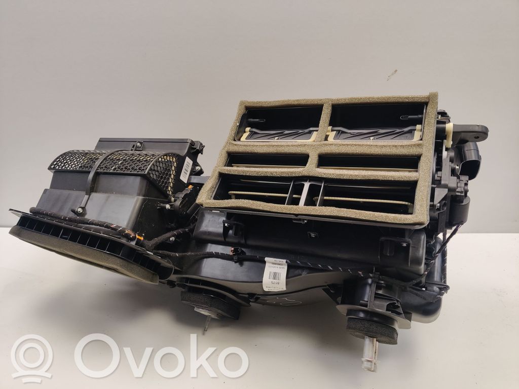 Chrysler Pacifica Interior heater climate box assembly 