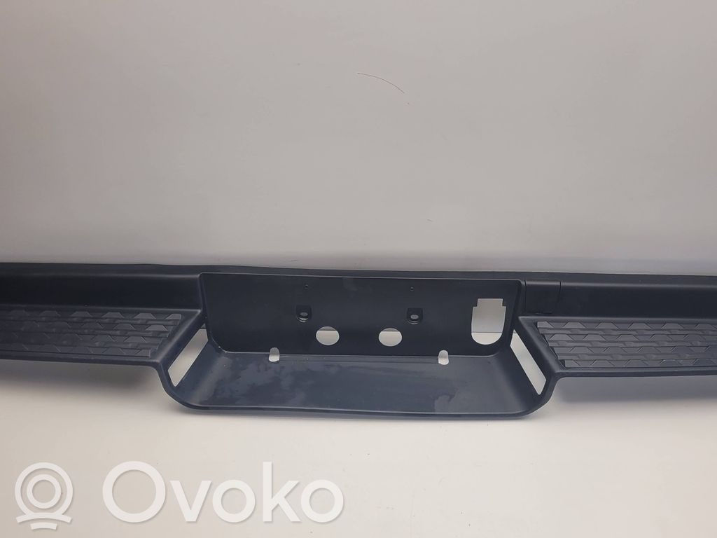 Ram 1500 DT Takapuskurin koristemuotolista 