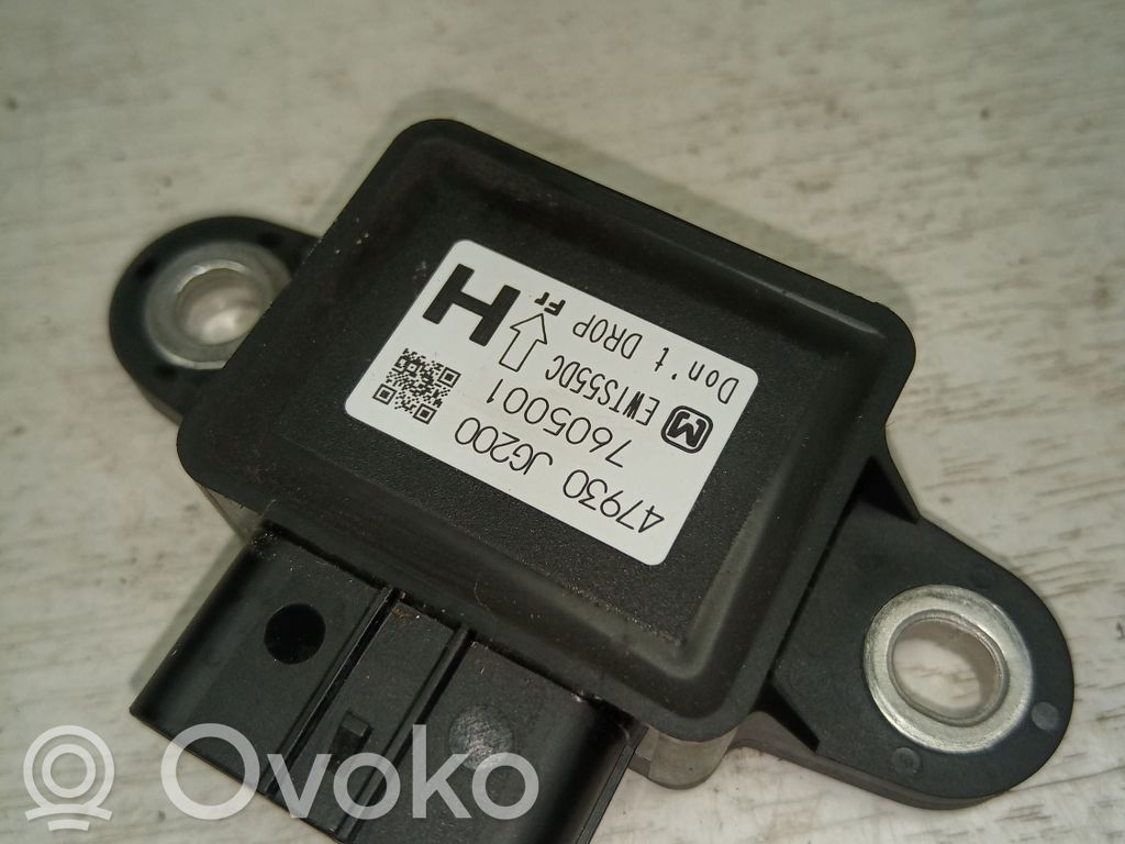 Nissan X-Trail T31 ESP acceleration yaw rate sensor 
