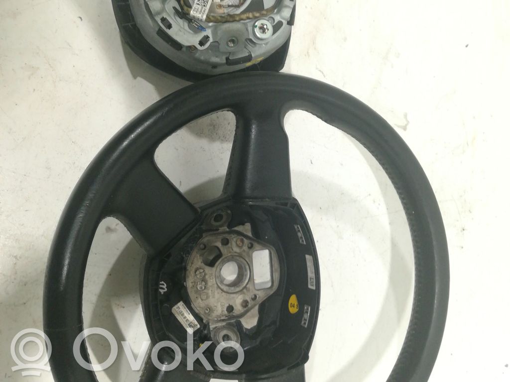Ohjauspyörä   8P0419091BF1KT,8E0880201DE6PS