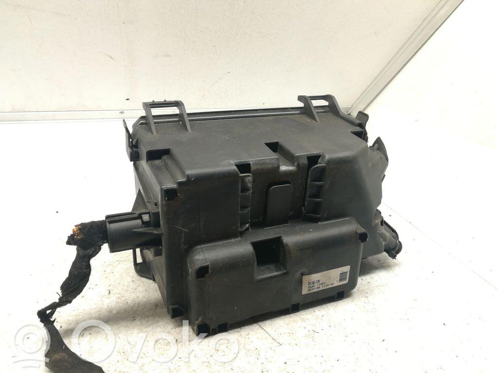 Opel Corsa D Fuse module 
