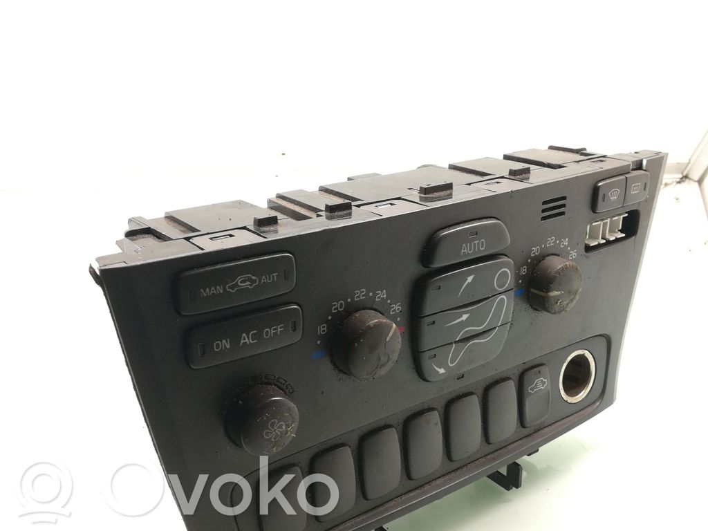 Volvo XC70 Climate control unit 