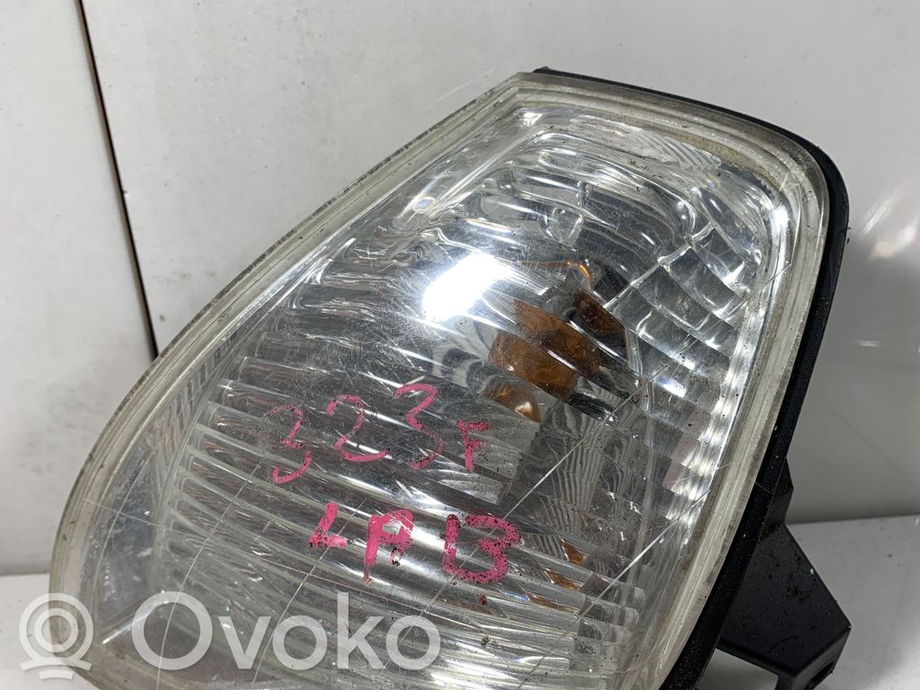 Mazda 3 I Etusuuntavilkku 