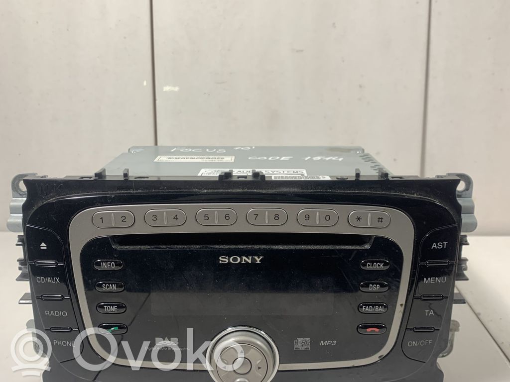 Radio / CD-Player / DVD-Player / Navigation   8M5T18C939LE