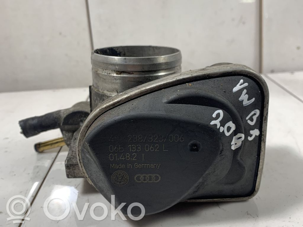 Volkswagen PASSAT B5 Drosselklappenventil 