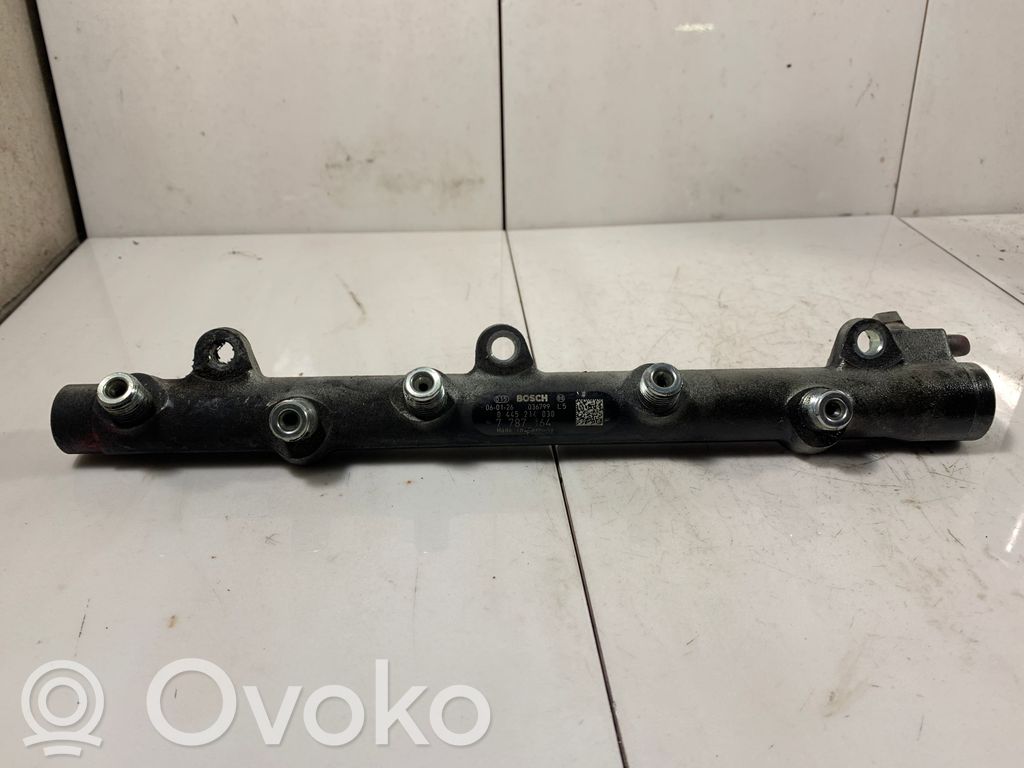 Fuel main line pipe   7787164