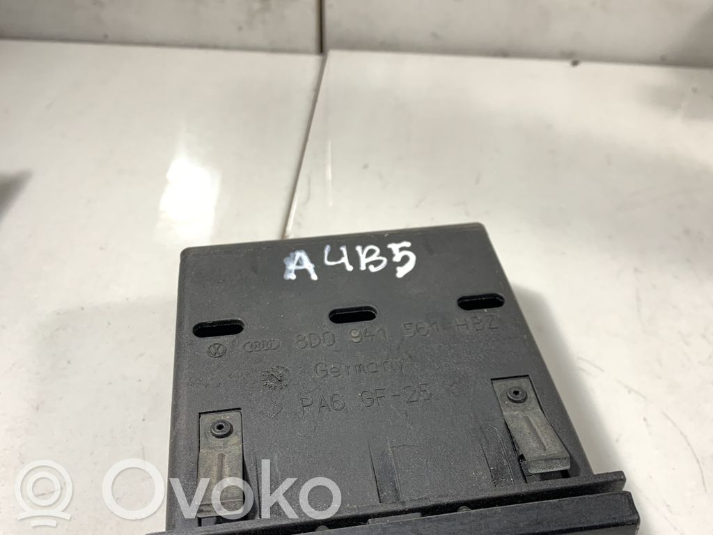 Audi A4 S4 B5 8D Guantera 