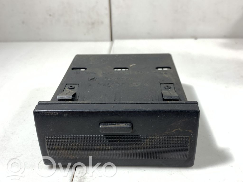 Audi A4 S4 B5 8D Guantera 