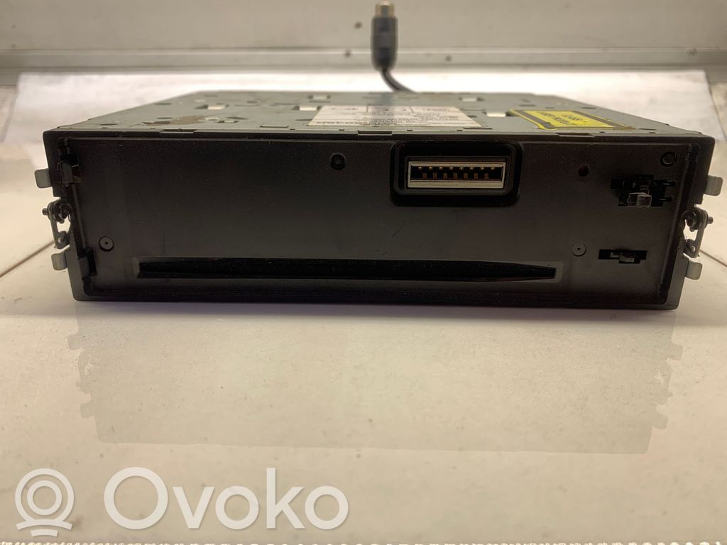 Volkswagen Golf IV Radio / CD-Player / DVD-Player / Navigation 