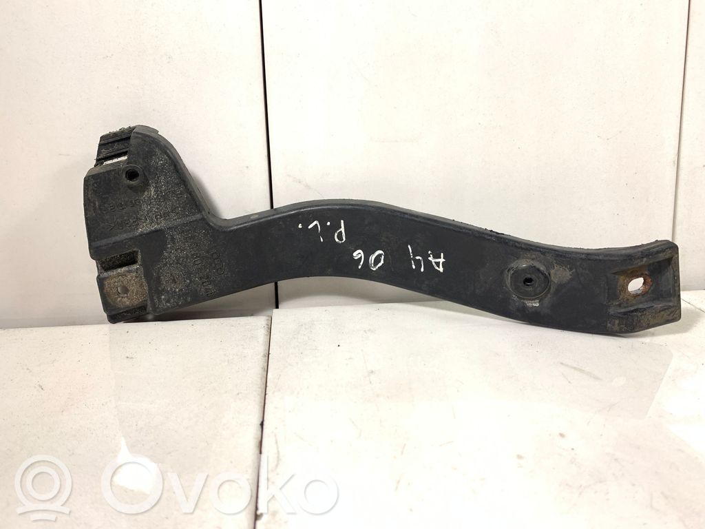 Audi A4 S4 B7 8E 8H Front bumper mounting bracket 