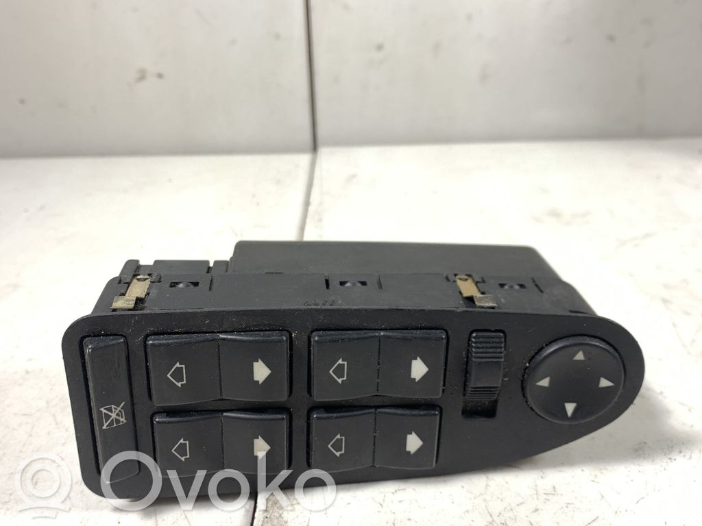 BMW 5 E39 Electric window control switch 
