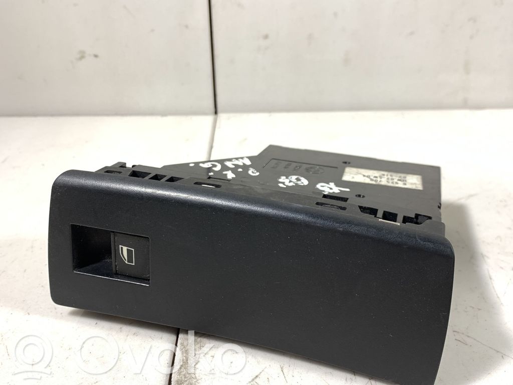 BMW X5 E53 Electric window control switch 