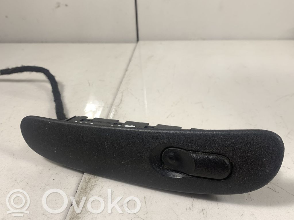 Electric window control switch   4953312