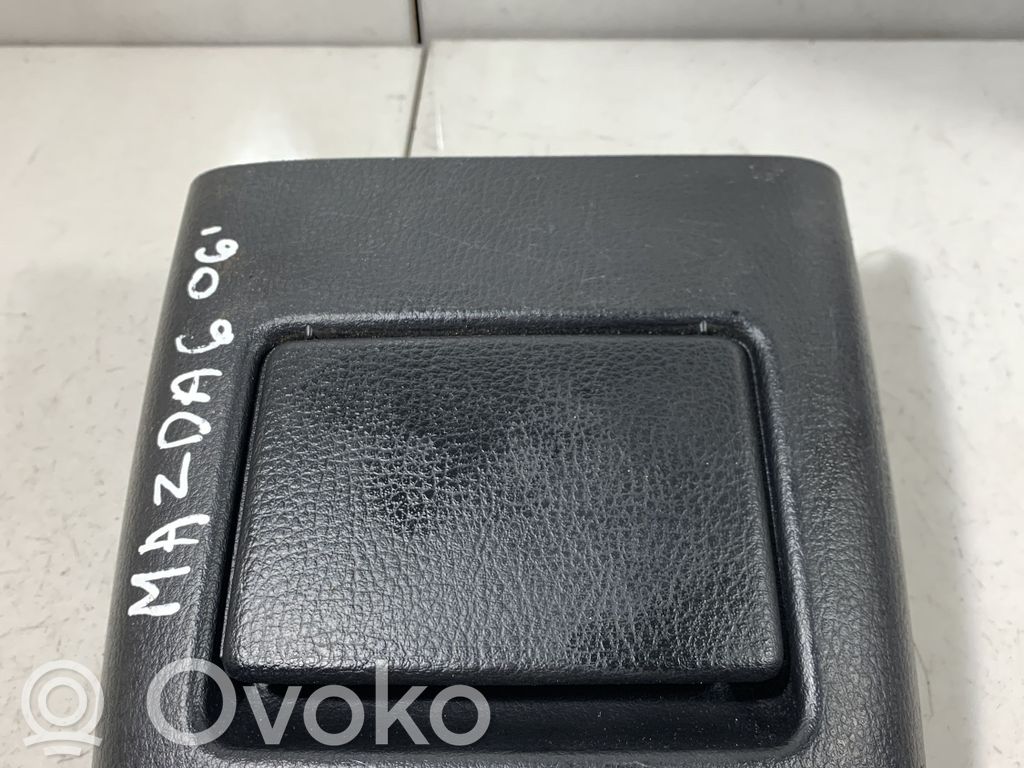 Mazda 6 Aschenbecher 
