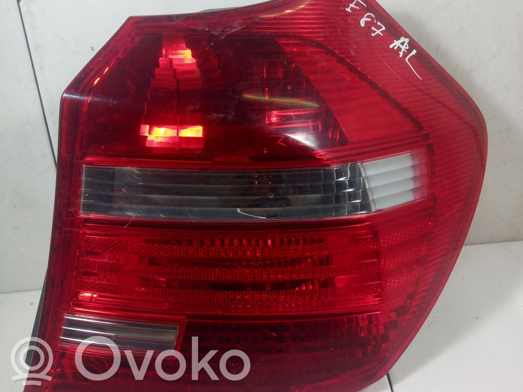 Rear/tail lights   719495605