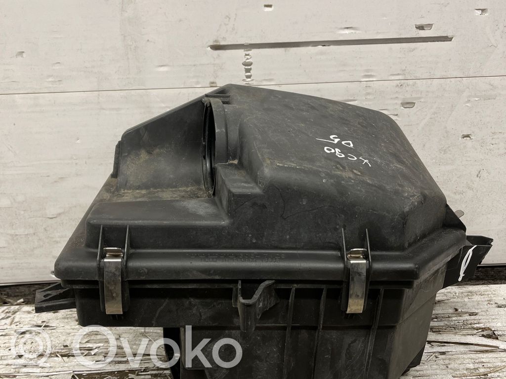Volvo XC90 Air filter box 
