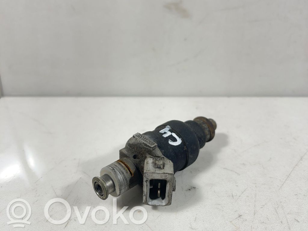 Audi A6 S6 C4 4A Inyector de combustible 