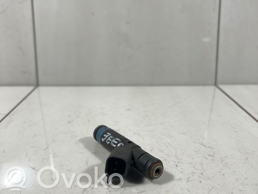 Jeep Grand Cherokee (WJ) Fuel injector 