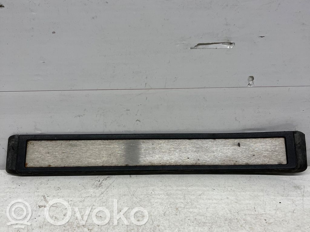 Mercedes-Benz E W211 Capac prag spate 