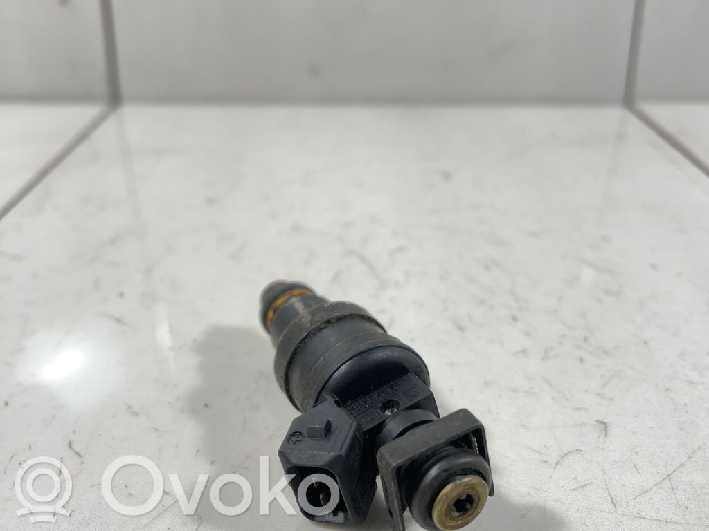 Audi 100 S4 C4 Inyector de combustible 