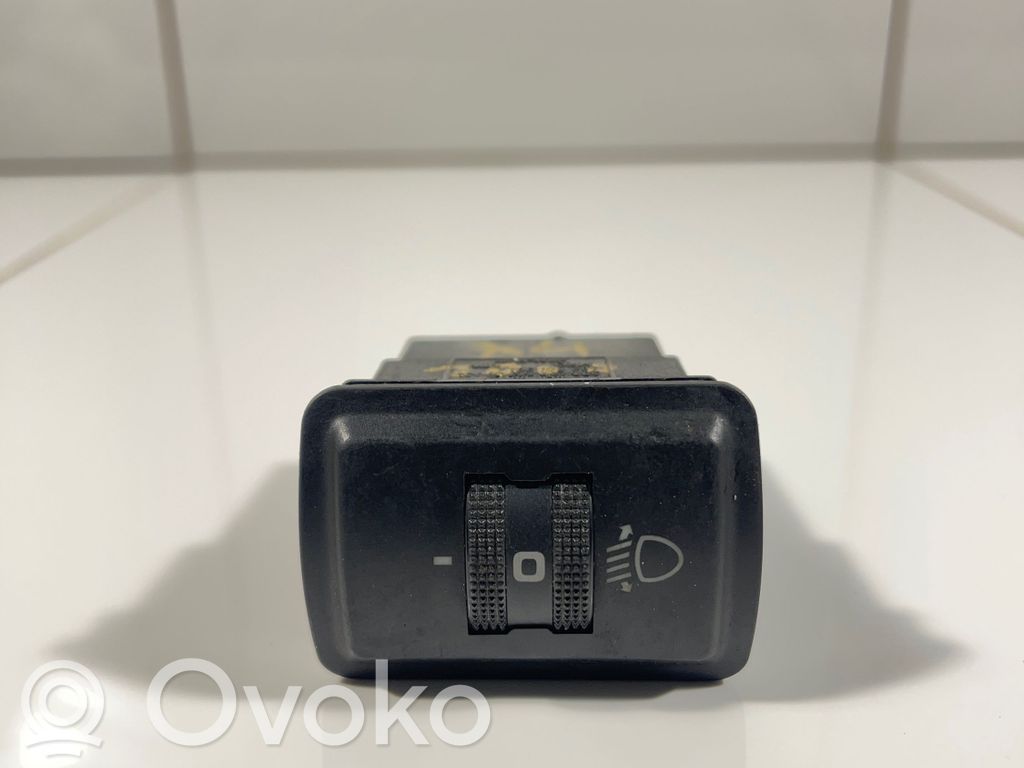 Audi A4 S4 B5 8D Headlight level height control switch 