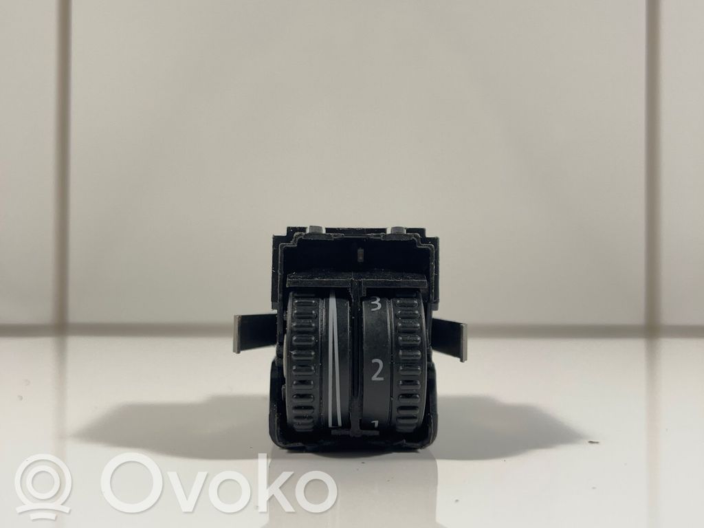 Volkswagen Golf Plus Headlight level height control switch 