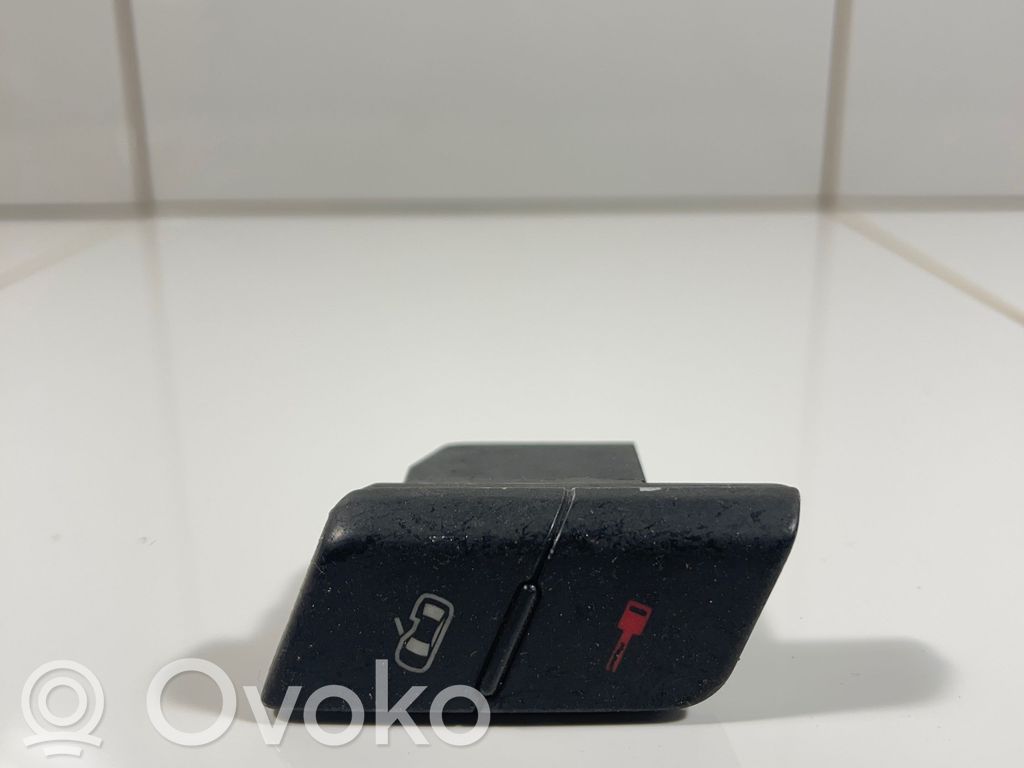 Audi A4 S4 B6 8E 8H Central locking switch button 