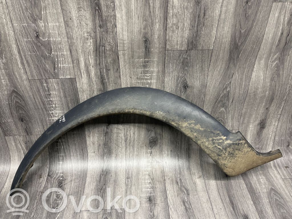 Volvo XC70 Front arch trim 