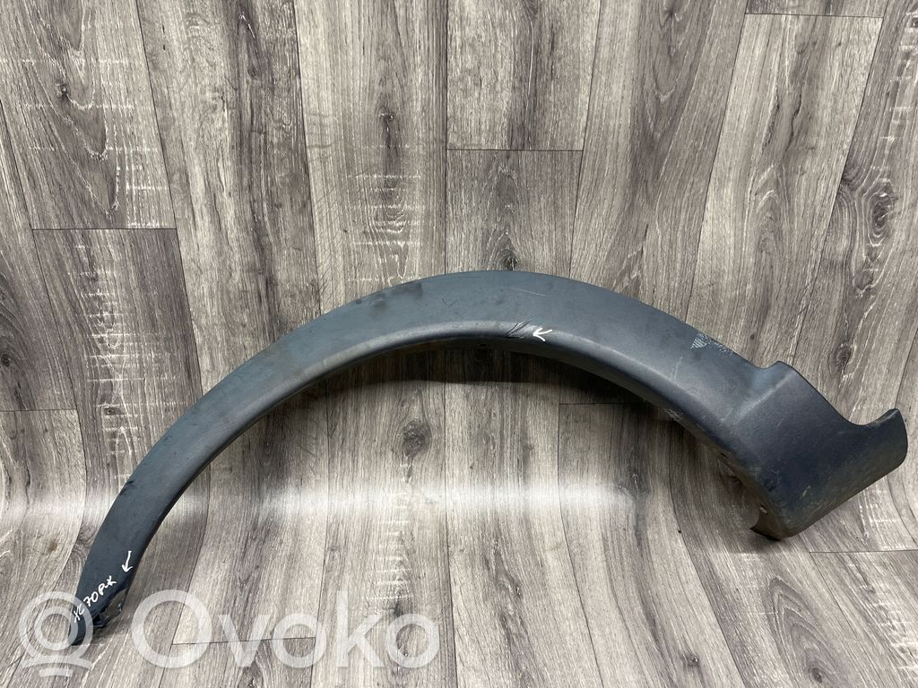 Volvo XC70 Front arch trim 