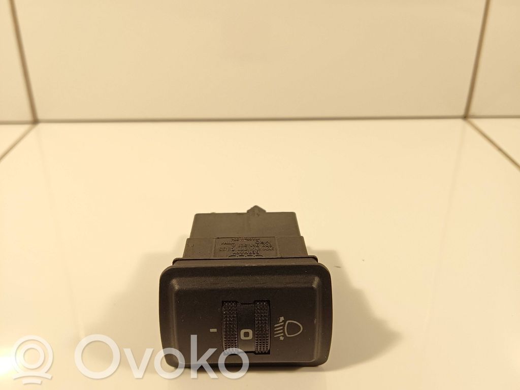 Audi A4 S4 B5 8D Headlight level height control switch 