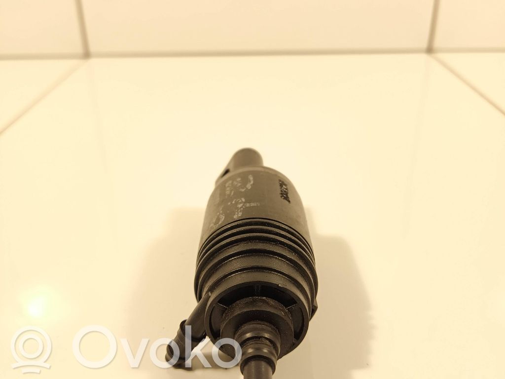 BMW 1 E81 E87 Windscreen/windshield washer pump 