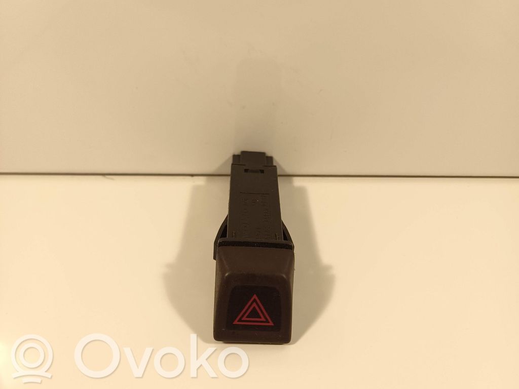 Volvo V50 Hazard light switch 