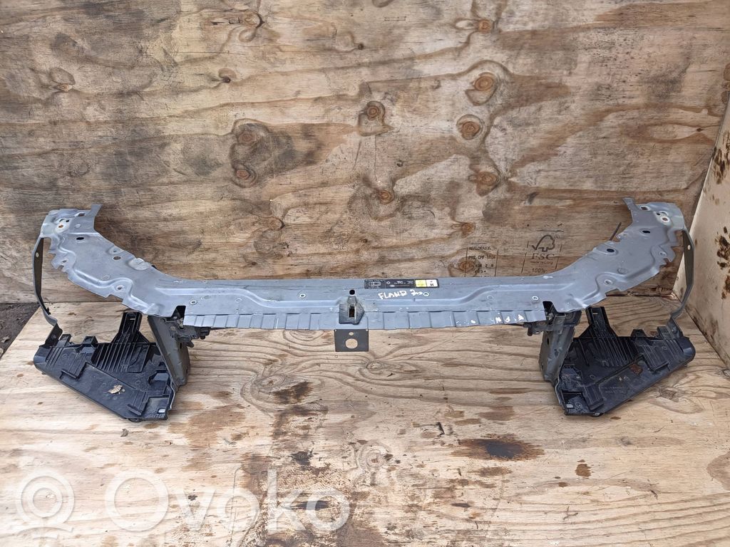 Land Rover Freelander 2 - LR2 Radiatoru panelis 