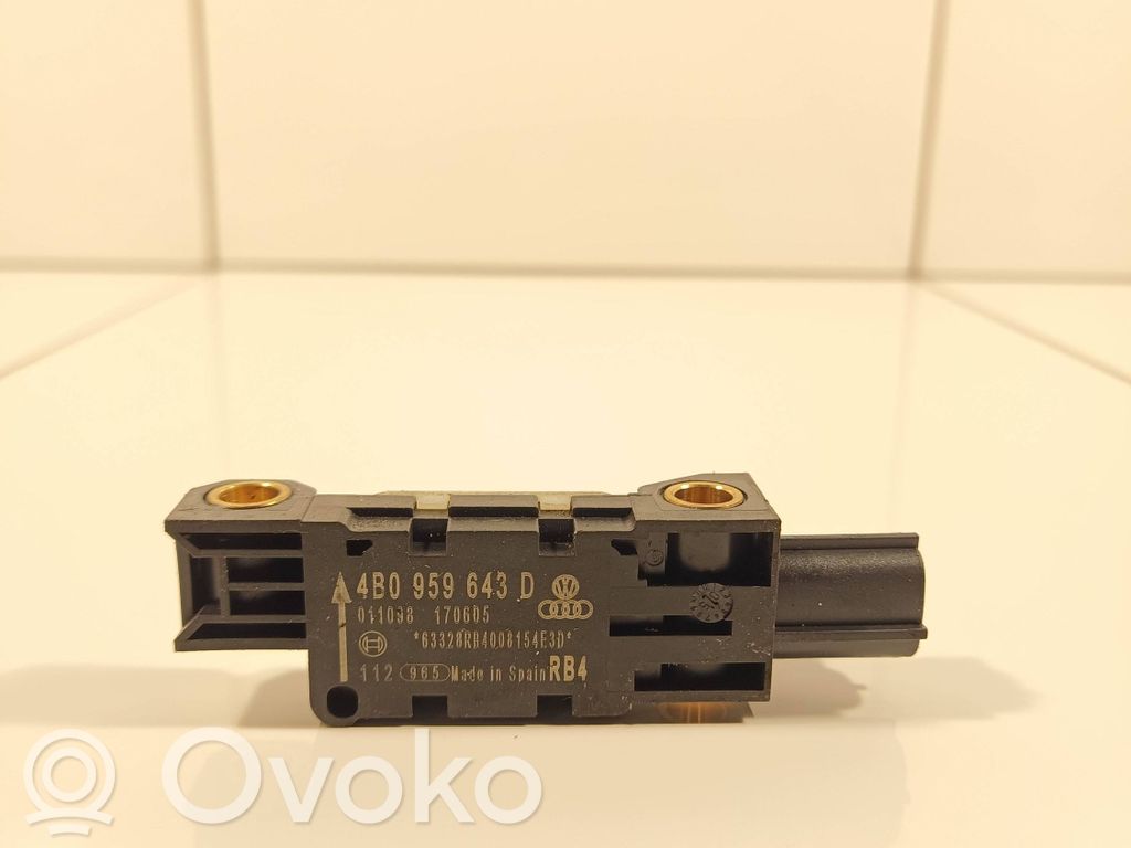 Audi A3 S3 A3 Sportback 8P Czujnik uderzenia Airbag 