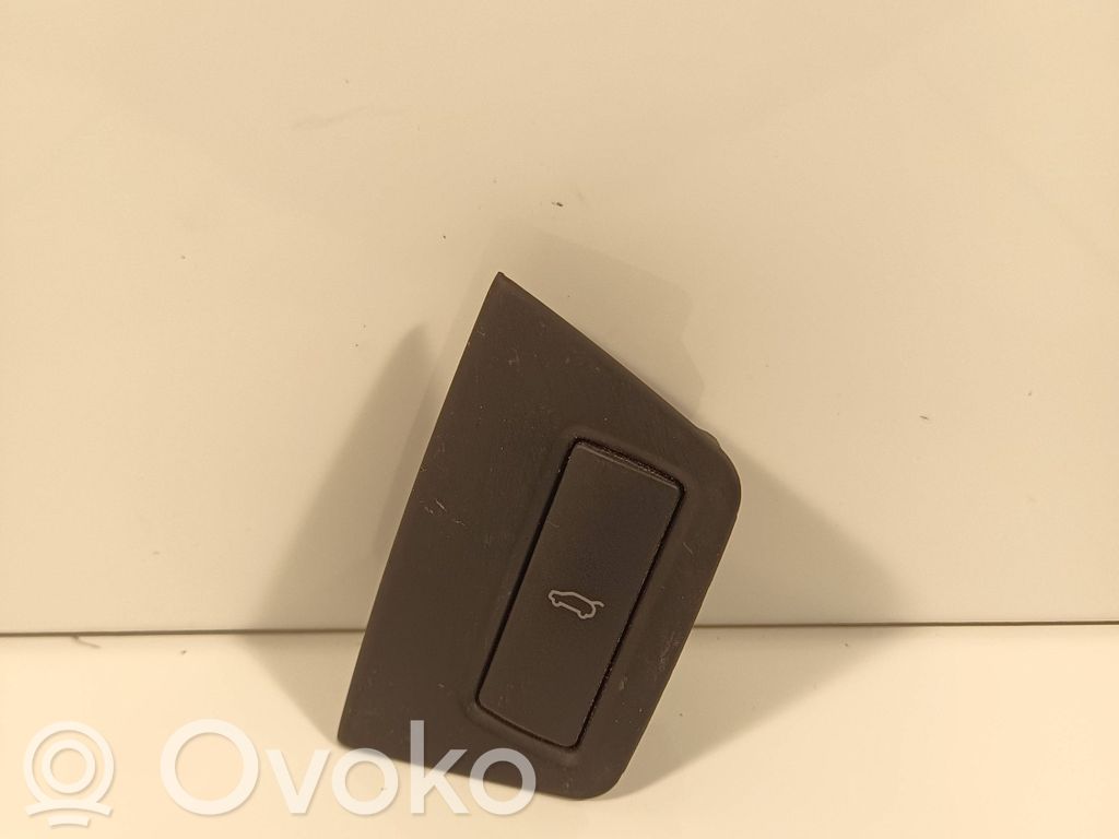 Audi Q7 4L Tailgate/trunk/boot open switch 