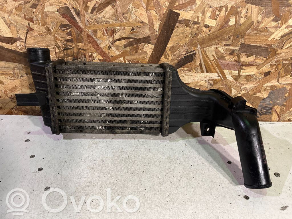 Opel Zafira A Oro nukreipėjas/ kanalas interkūlerio radiatoriaus 