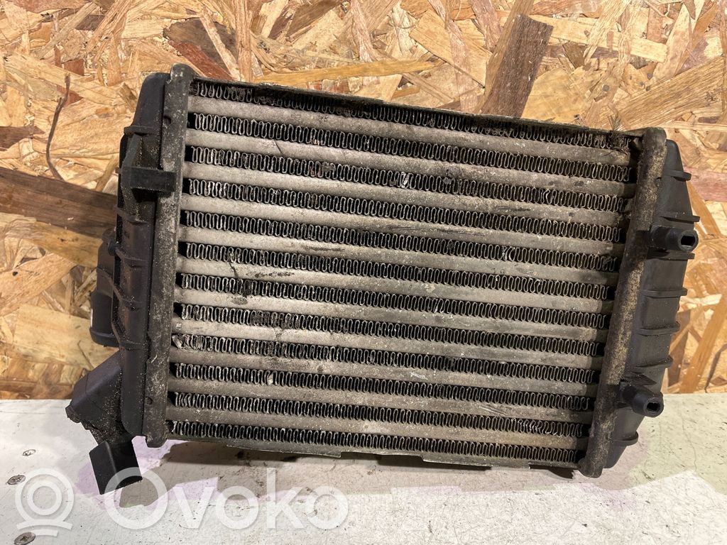 Interkūlera radiators   059145805