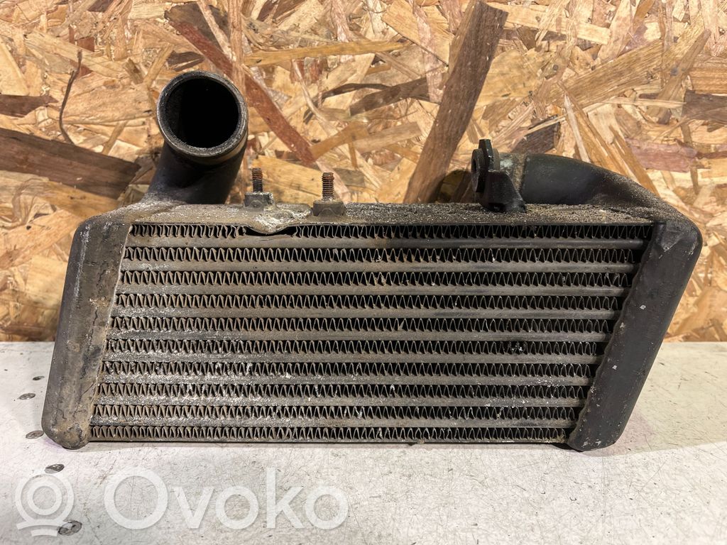 Audi 80 90 S2 B4 Intercooler air channel guide 