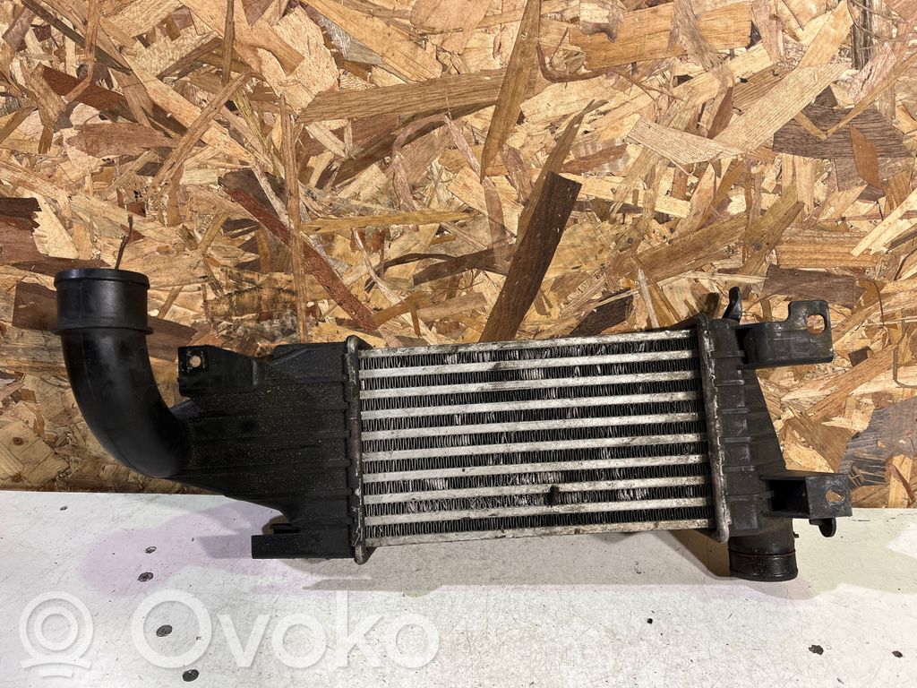 Opel Astra H Oro nukreipėjas/ kanalas interkūlerio radiatoriaus 