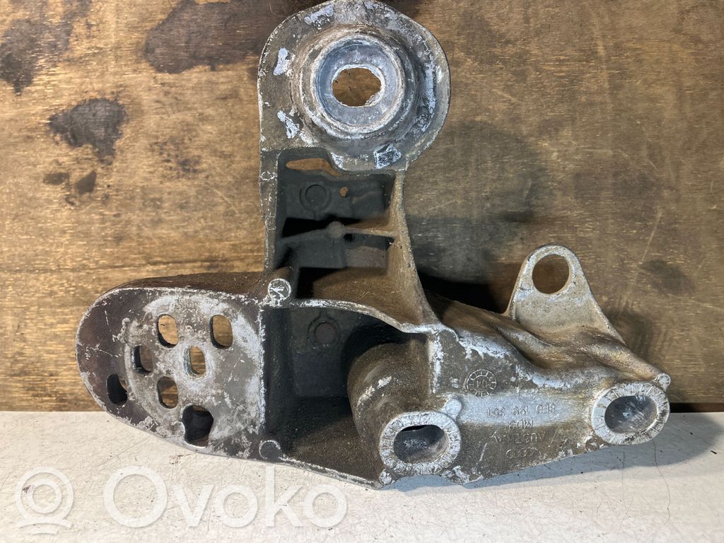 Engine mounting bracket   8E0199351,8E0199351M