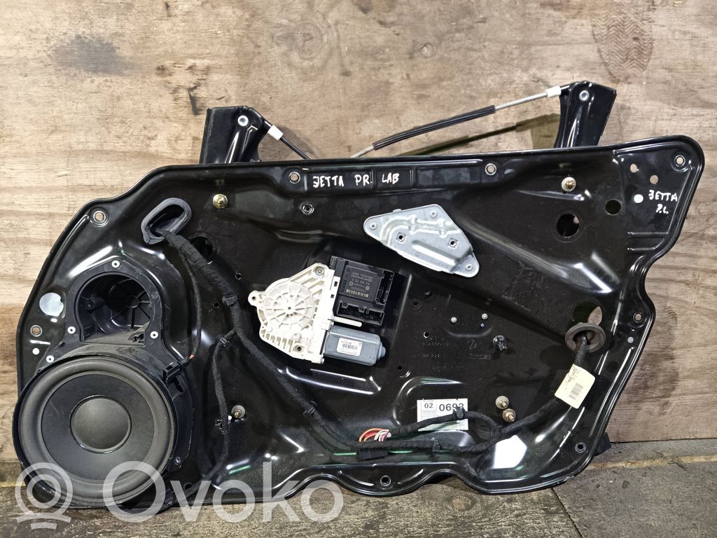 Volkswagen Jetta V Elektryczny podnośnik szyby drzwi przednich 