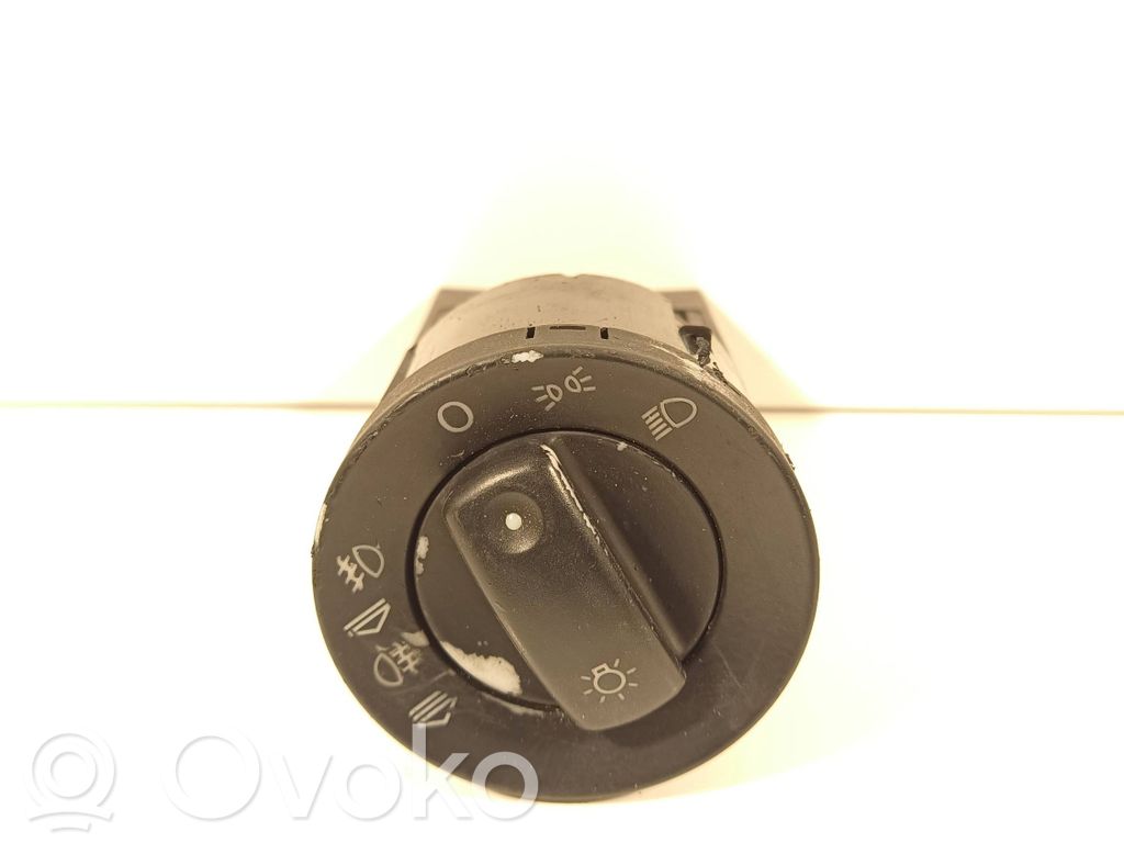 Audi A4 S4 B7 8E 8H Interruptor de luz 